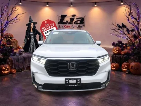 Photos of 2025 Honda Pilot EX-L for sale in Enfield, CT at Lia Honda Enfield