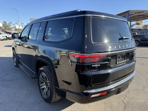 More photos of 2024 Jeep Wagoneer Series II at RightDrive - 1791 Lee Trevino, TX