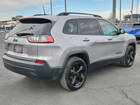 Another view of 2019 Jeep Cherokee Altitude for sale in El Paso, TX at RightDrive - 1791 Lee Trevino