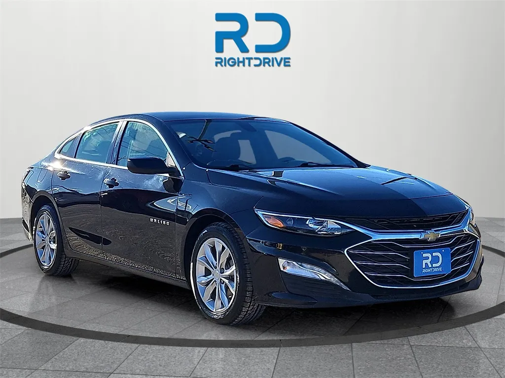 Black 2022 Chevrolet Malibu LT for sale in El Paso, TX