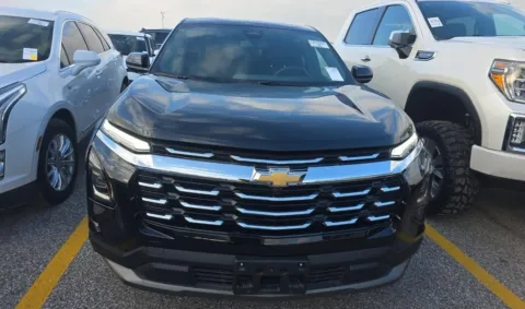 Photos of 2025 Chevrolet Equinox LT for sale in El Paso, TX at RightDrive - 1791 Lee Trevino