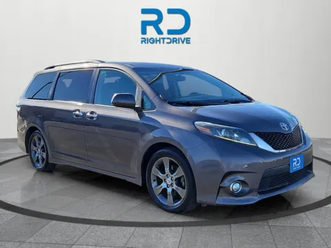 Gray 2016 Toyota Sienna SE for sale in El Paso, TX