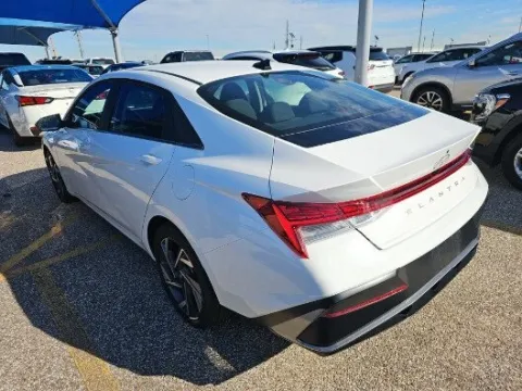 More photos of 2025 Hyundai Elantra SEL Convenience at RightDrive - 1791 Lee Trevino, TX