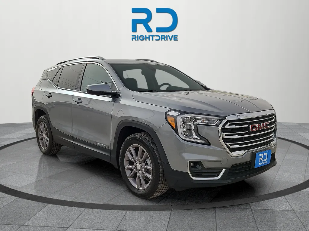 Gray 2024 GMC Terrain SLT for sale in El Paso, TX