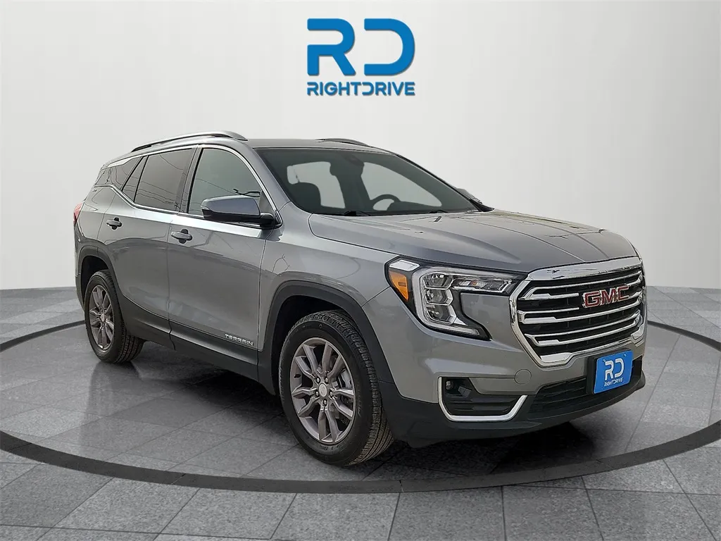 Gray 2024 GMC Terrain SLT for sale in El Paso, TX