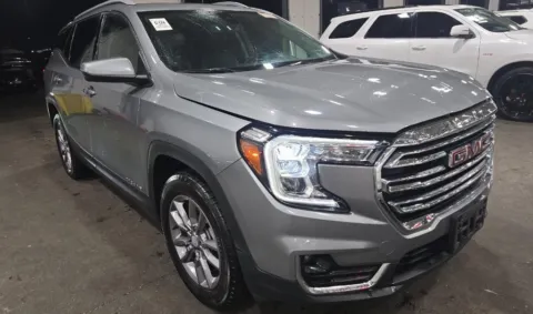 Photos of 2024 GMC Terrain SLT for sale in El Paso, TX at RightDrive - 1791 Lee Trevino