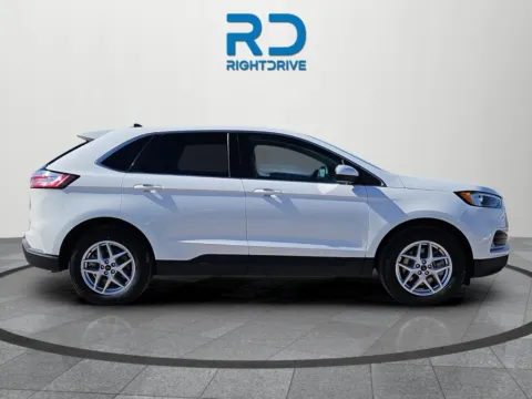 Photos of 2024 Ford Edge SEL for sale in El Paso, TX at RightDrive - 1791 Lee Trevino
