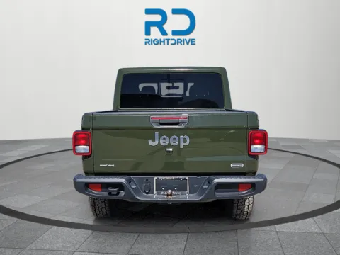 More photos of 2023 Jeep Gladiator Overland at RightDrive - 1791 Lee Trevino, TX