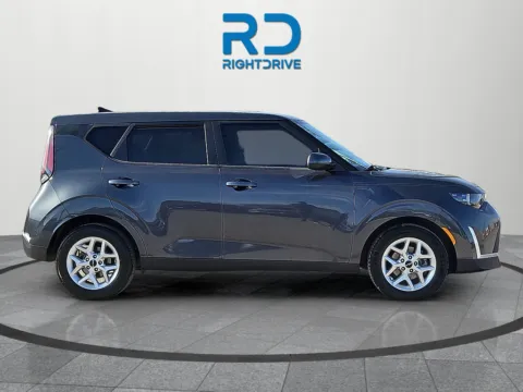 Photos of 2024 Kia Soul LX for sale in El Paso, TX at RightDrive - 1791 Lee Trevino