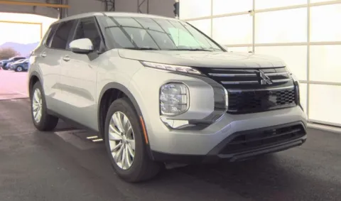 More photos of 2025 Mitsubishi Outlander ES at RightDrive - 1791 Lee Trevino, TX