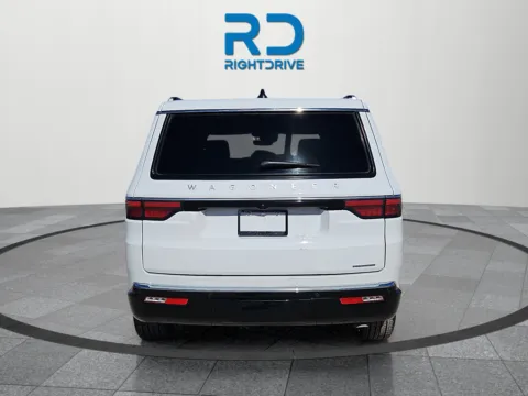 More photos of 2024 Jeep Wagoneer Series II at RightDrive - 1791 Lee Trevino, TX