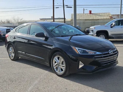 Black 2020 Hyundai Elantra SEL for sale in El Paso, TX