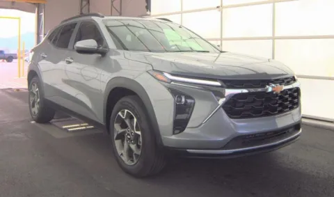 More photos of 2025 Chevrolet Trax LT at RightDrive - 1791 Lee Trevino, TX