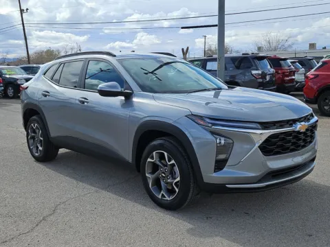 Gray 2025 Chevrolet Trax LT for sale in El Paso, TX