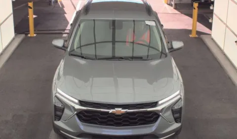 Photos of 2025 Chevrolet Trax LT for sale in El Paso, TX at RightDrive - 1791 Lee Trevino