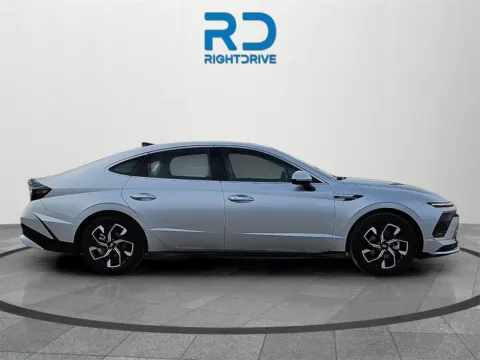 Photos of 2025 Hyundai Sonata SEL for sale in El Paso, TX at RightDrive - 1791 Lee Trevino