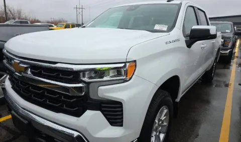 Another view of 2025 Chevrolet Silverado 1500 LT for sale in El Paso, TX at RightDrive - 1791 Lee Trevino