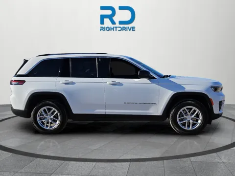 Photos of 2024 Jeep Grand Cherokee Laredo X for sale in El Paso, TX at RightDrive - 1791 Lee Trevino