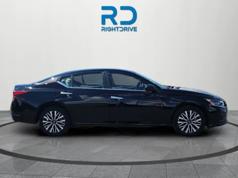 Photos of 2025 Nissan Altima 2.5 SV for sale in El Paso, TX at RightDrive - 1791 Lee Trevino