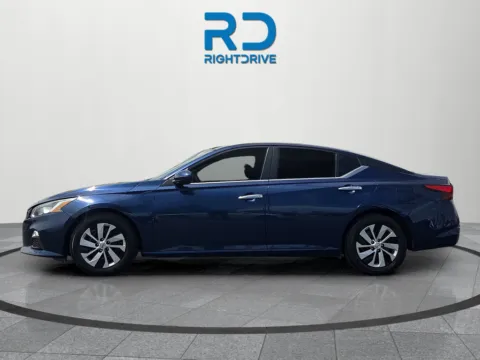 More photos of 2020 Nissan Altima 2.5 S at RightDrive - 1791 Lee Trevino, TX