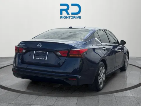 Another view of 2020 Nissan Altima 2.5 S for sale in El Paso, TX at RightDrive - 1791 Lee Trevino