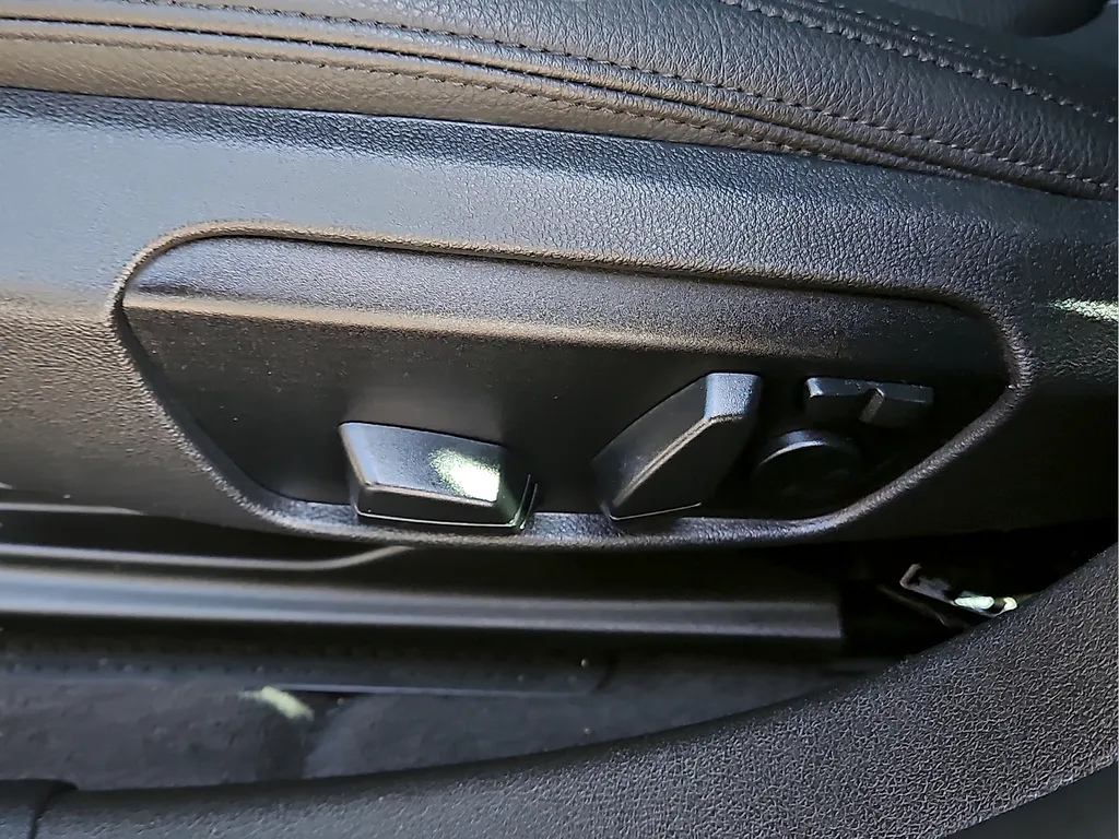 2024 BMW 2 Series 228i - Photo 19