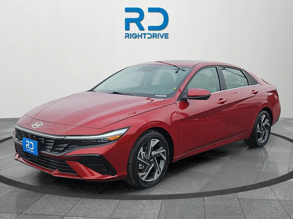 2024 Hyundai Elantra Limited - Photo 7