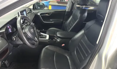 More photos of 2019 Toyota RAV4 Limited at RightDrive - 1791 Lee Trevino, TX