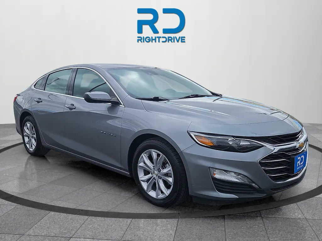 Gray 2023 Chevrolet Malibu LT for sale in El Paso, TX