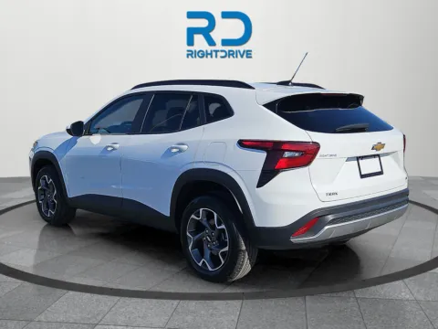 More photos of 2025 Chevrolet Trax LT at RightDrive - 1791 Lee Trevino, TX