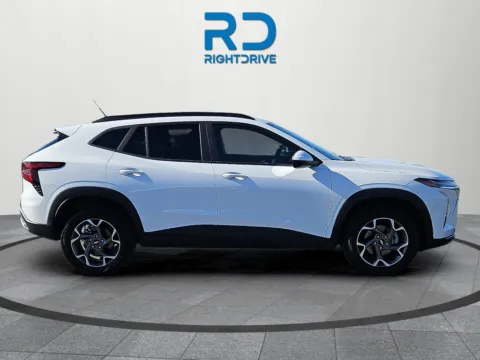 Photos of 2025 Chevrolet Trax LT for sale in El Paso, TX at RightDrive - 1791 Lee Trevino
