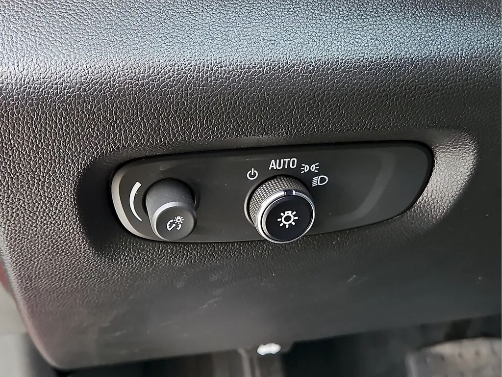 Chevrolet Traverse photo 18