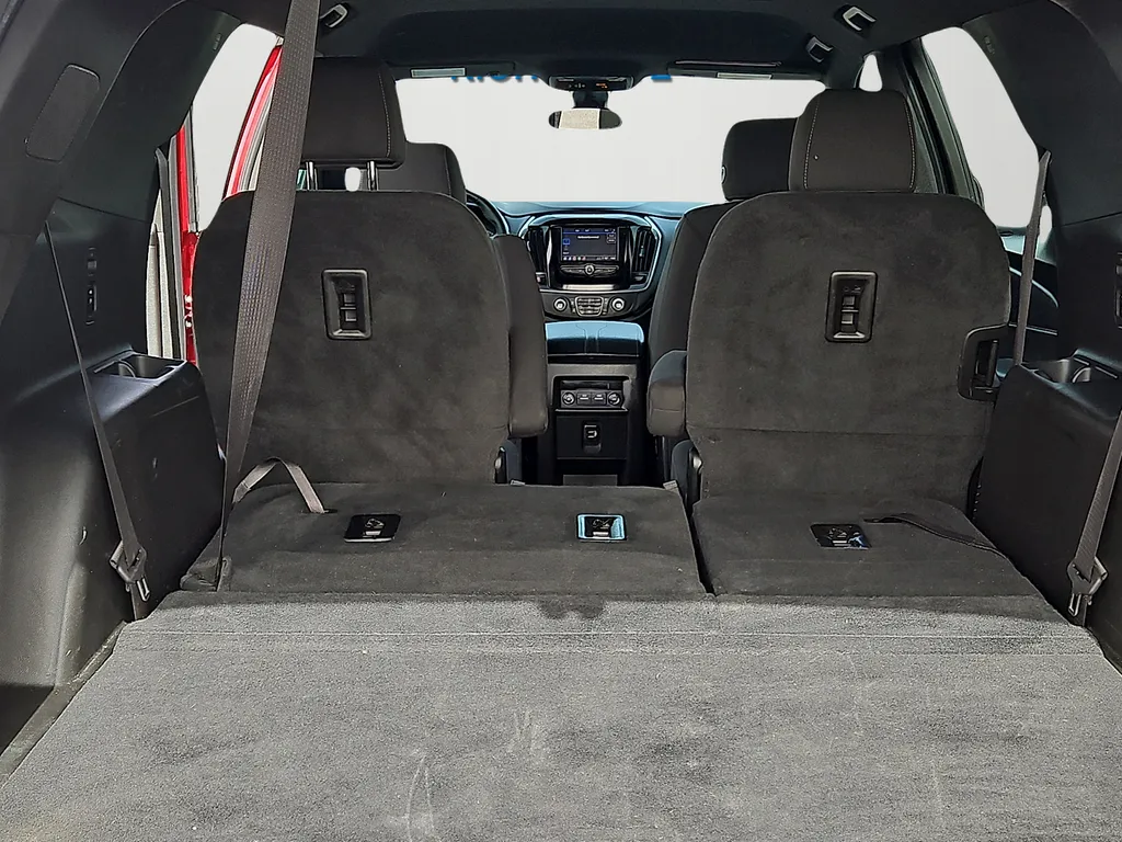 Chevrolet Traverse photo 10