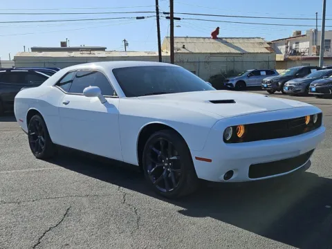 White 2022 Dodge Challenger SXT for sale in El Paso, TX