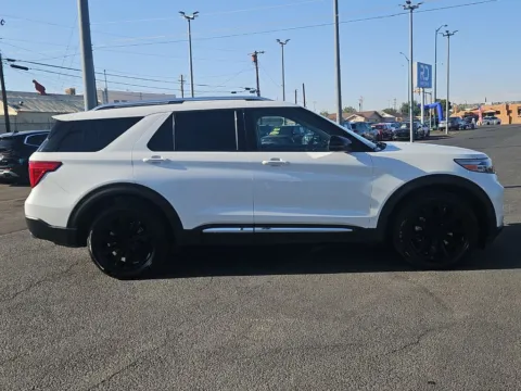 Photos of 2020 Ford Explorer Limited for sale in El Paso, TX at RightDrive - 1791 Lee Trevino