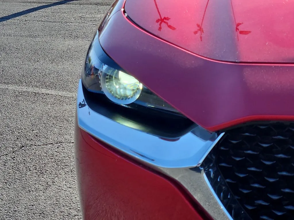 Mazda CX-30 photo 8