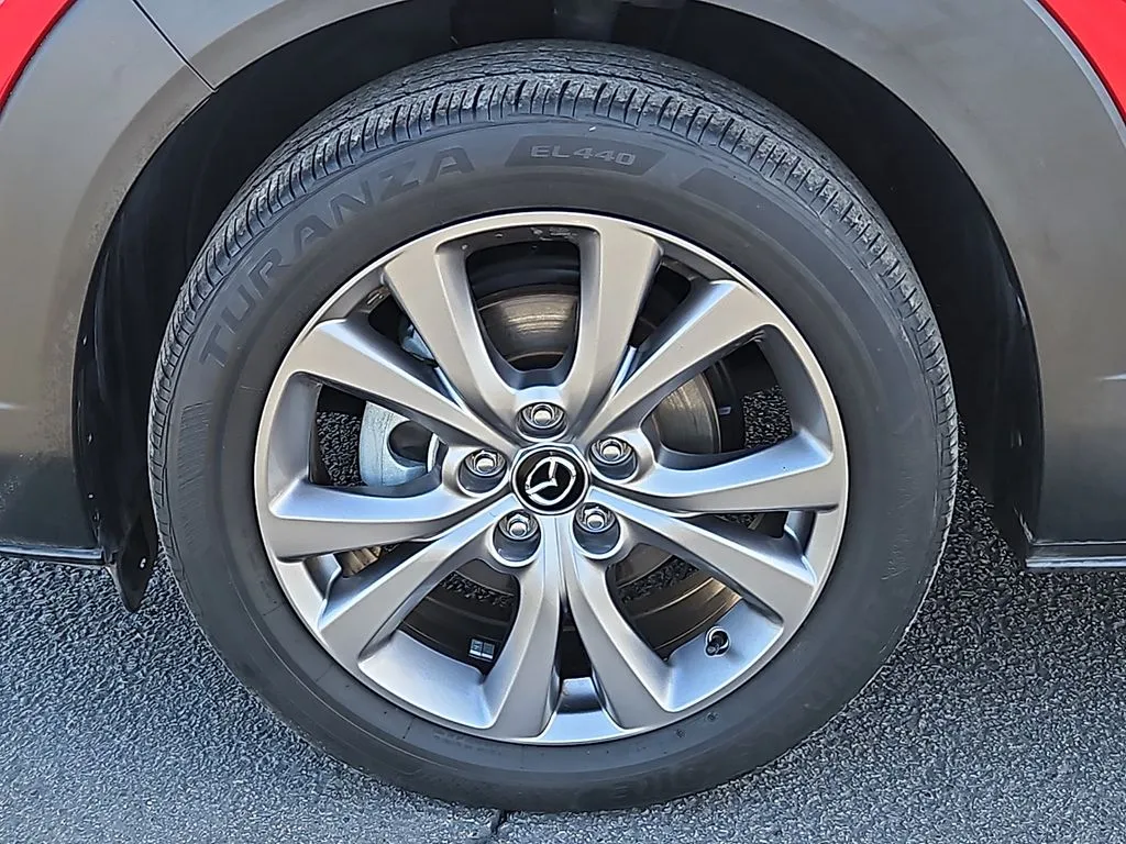 Mazda CX-30 photo 10