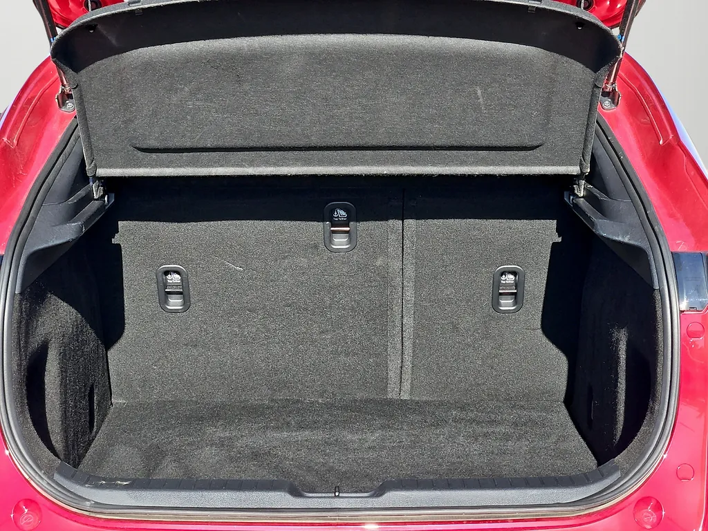 Mazda CX-30 photo 12