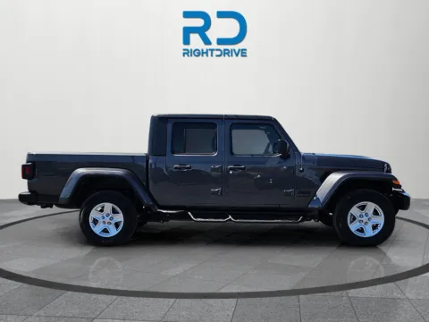 Photos of 2023 Jeep Gladiator Sport S for sale in El Paso, TX at RightDrive - 1791 Lee Trevino