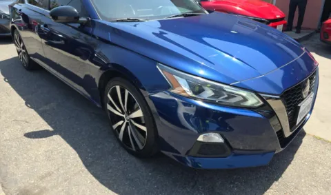 Another view of 2021 Nissan Altima 2.5 SR for sale in El Paso, TX at RightDrive - 1791 Lee Trevino