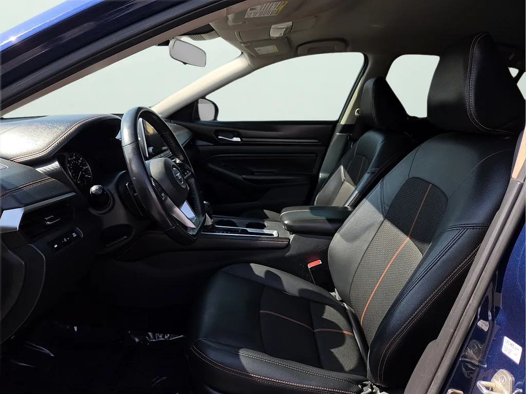 2021 Nissan Altima SR - Photo 19