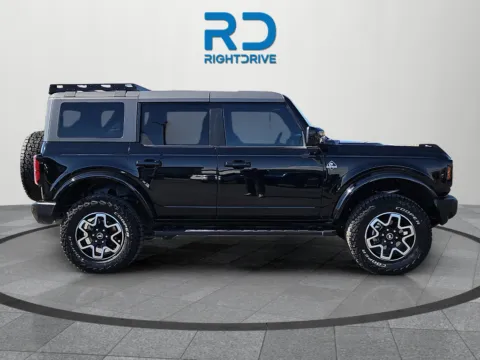 Photos of 2022 Ford Bronco Outer Banks for sale in El Paso, TX at RightDrive - 1791 Lee Trevino