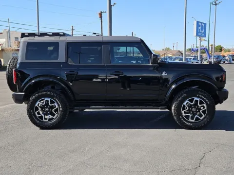 Photos of 2022 Ford Bronco Outer Banks for sale in El Paso, TX at RightDrive - 1791 Lee Trevino