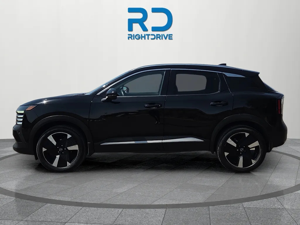 Nissan Kicks photo 2