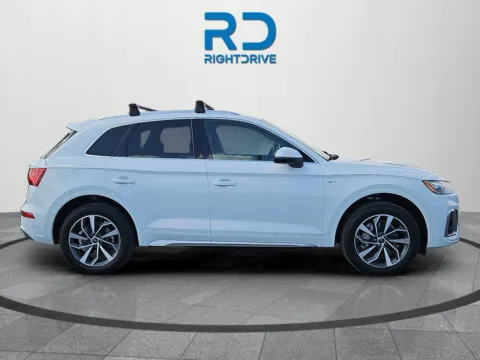 Photos of 2024 Audi Q5 45 S line Premium Plus for sale in El Paso, TX at RightDrive - 1791 Lee Trevino