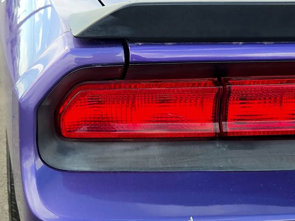 2014 Dodge Challenger SRT8 - Photo 11