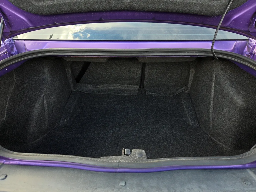 2014 Dodge Challenger SRT8 - Photo 13