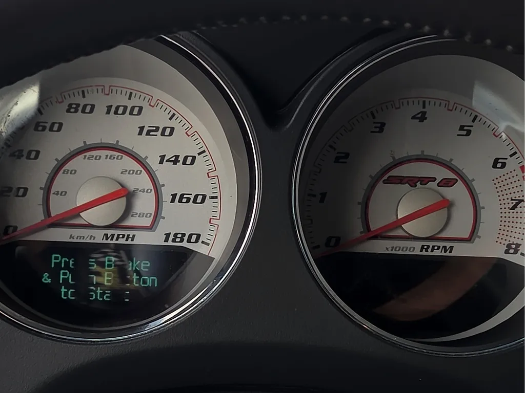 2014 Dodge Challenger SRT8 - Photo 23