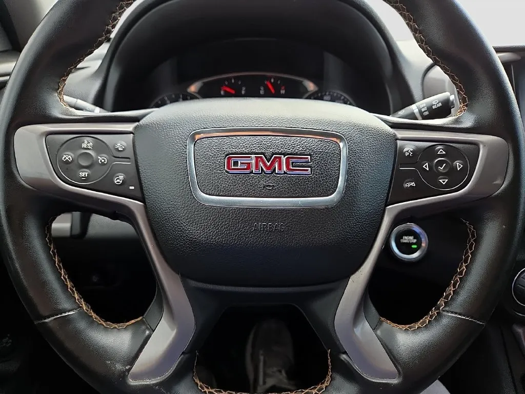 GMC Terrain photo 24