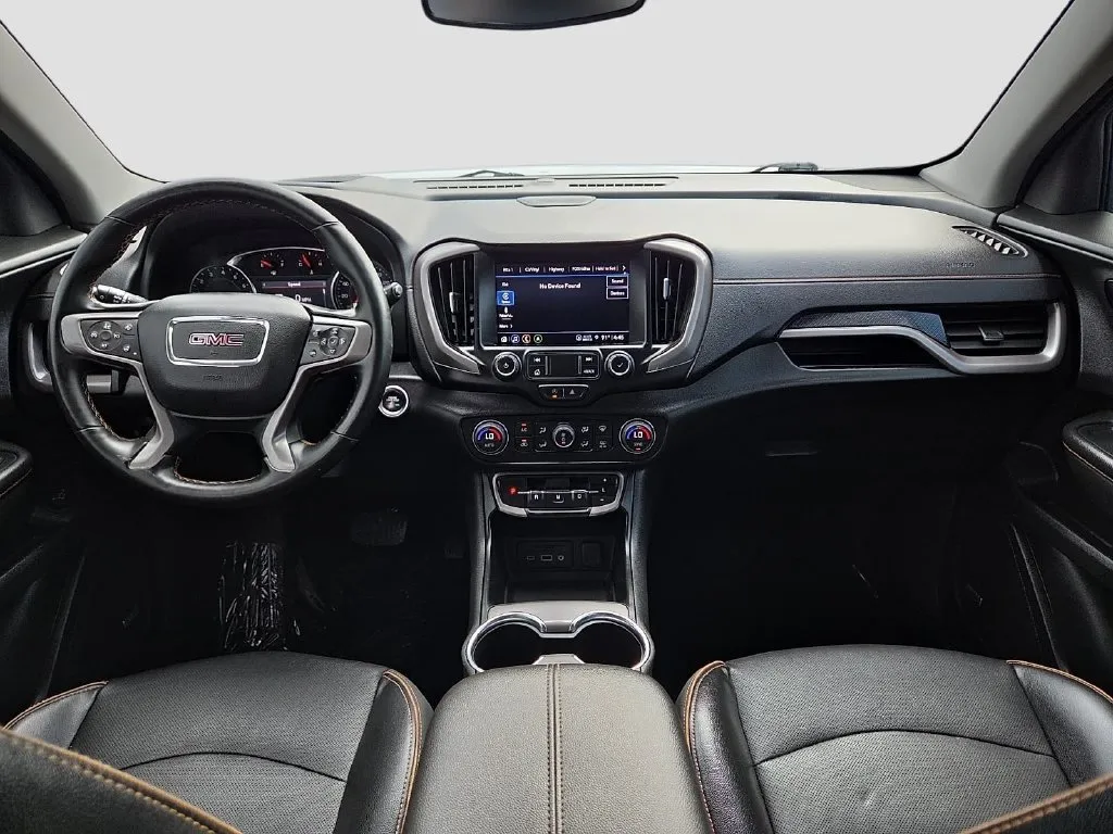 GMC Terrain photo 16